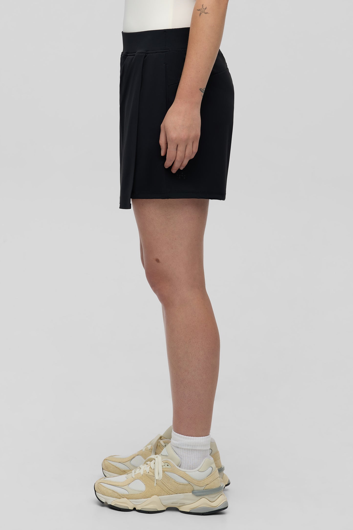 Jupe-short douce à séchage rapide - Femme && GRIS FONCE