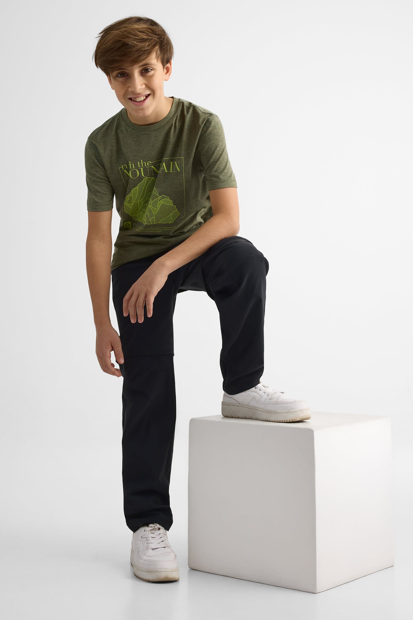 T-shirt graphique semi-ajusté – Ado garçon && OLIVE