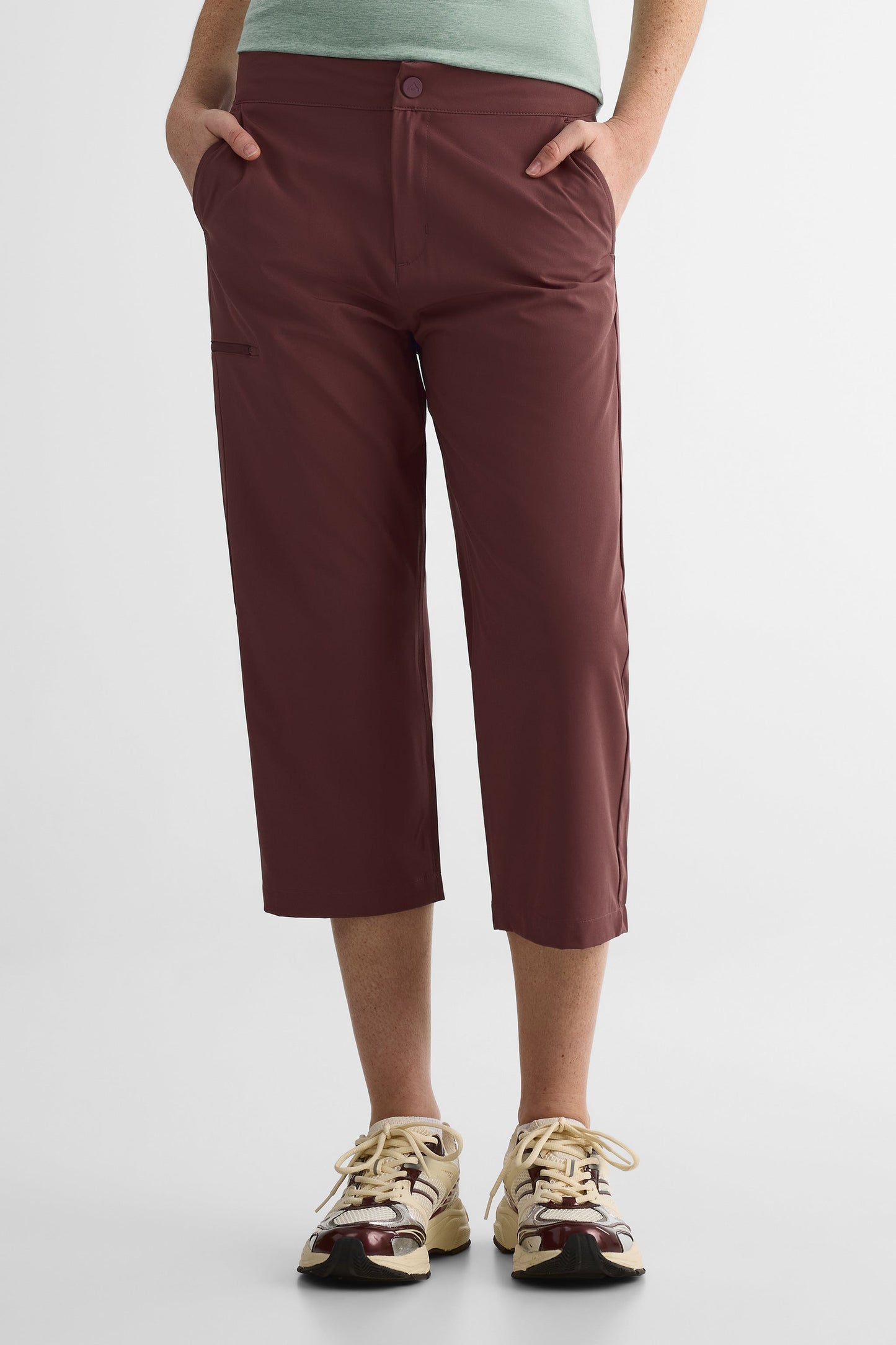Pantalon capri uni avec bouton pression – Femme && PRUNE