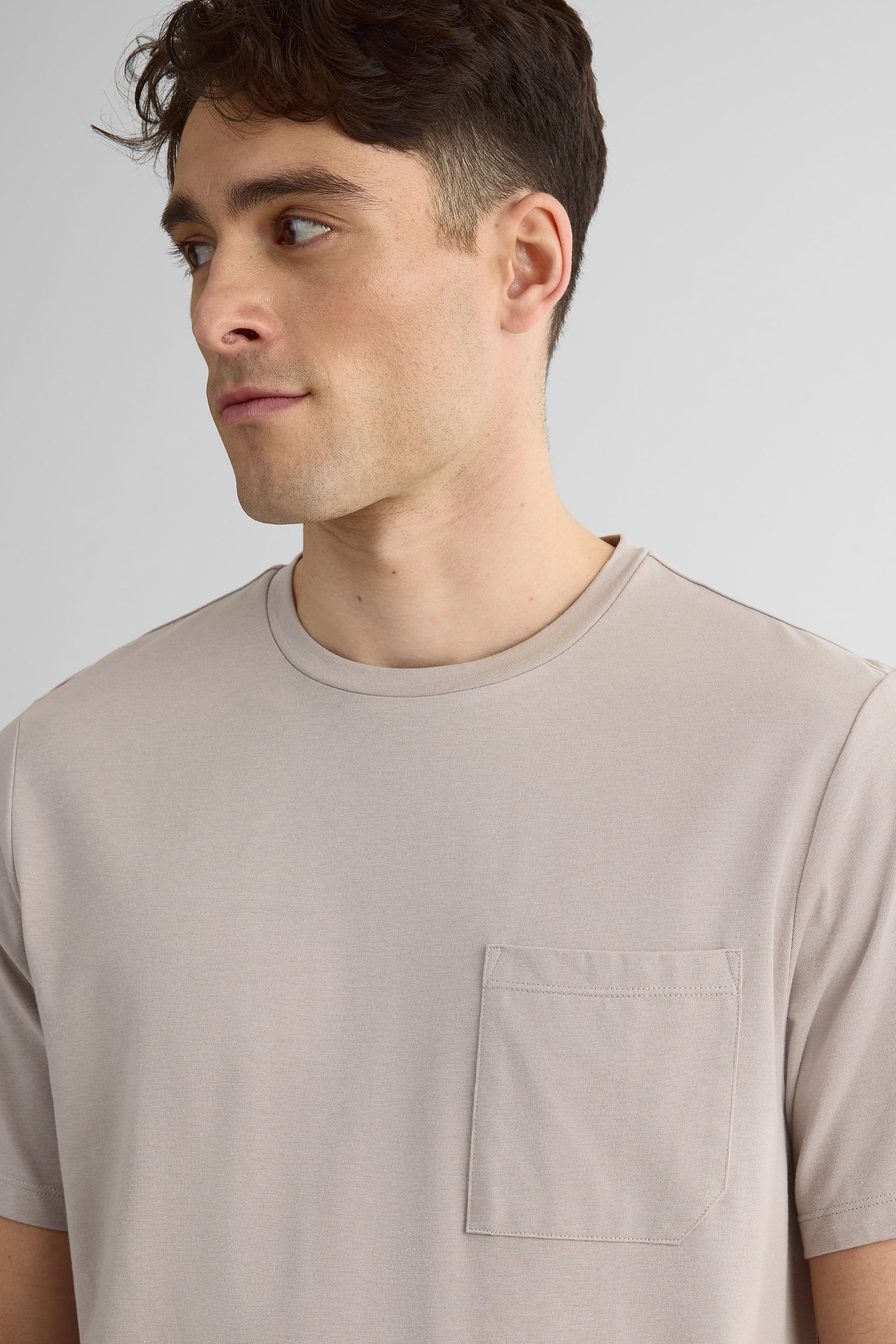 Chandail à manches courtes - Homme && TAUPE