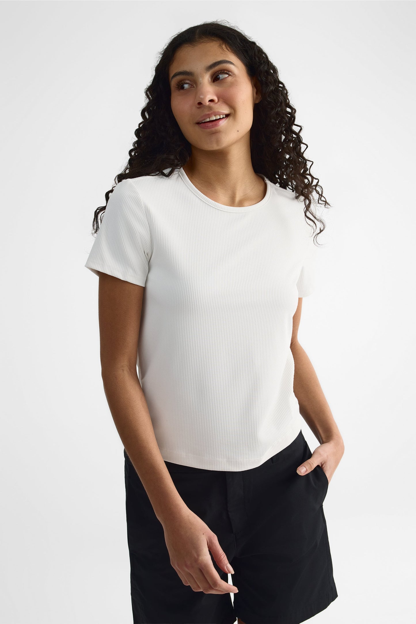 Chandail à manches courtes col rond - Femme && BLANC