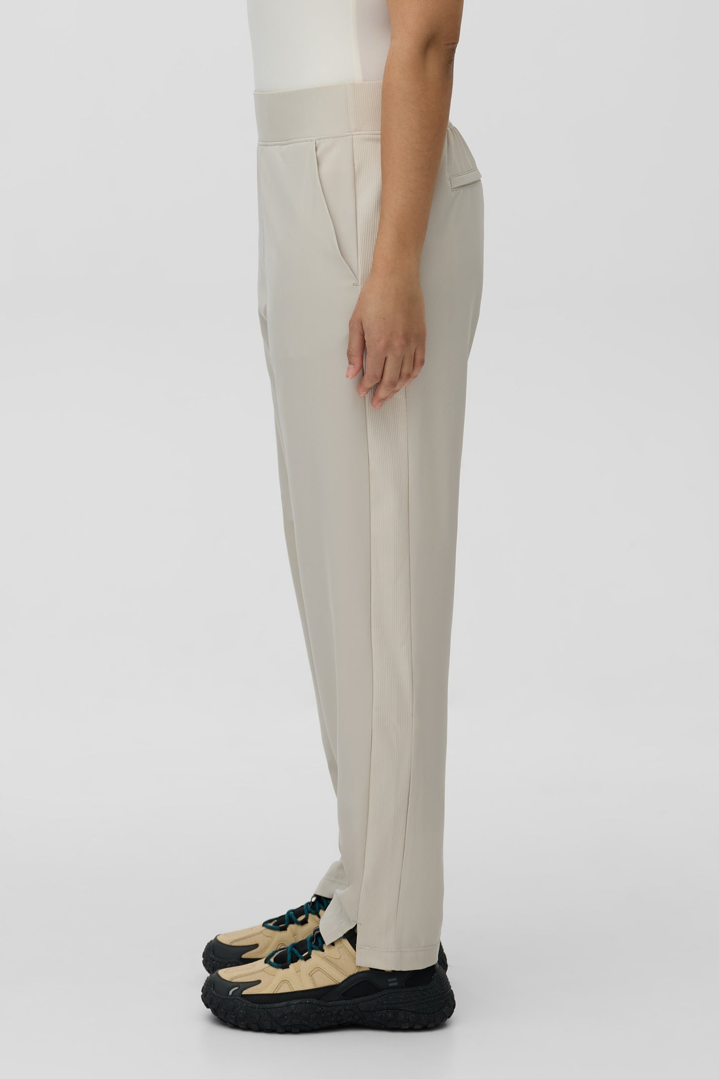 Pantalon résistant aux taches - Femme && GRIS