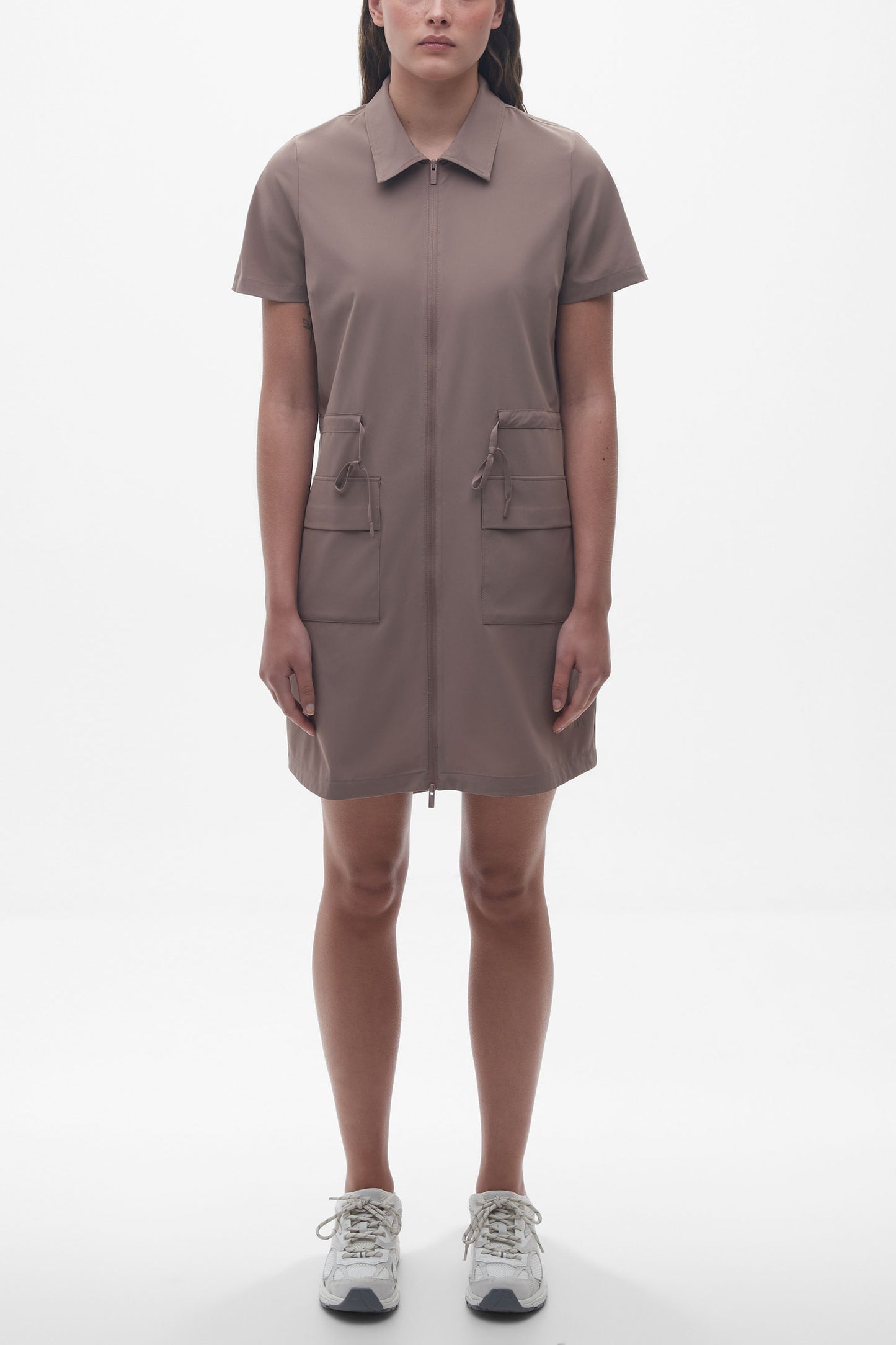 Robe antifroissement et résistante aux taches - Femme && TAUPE