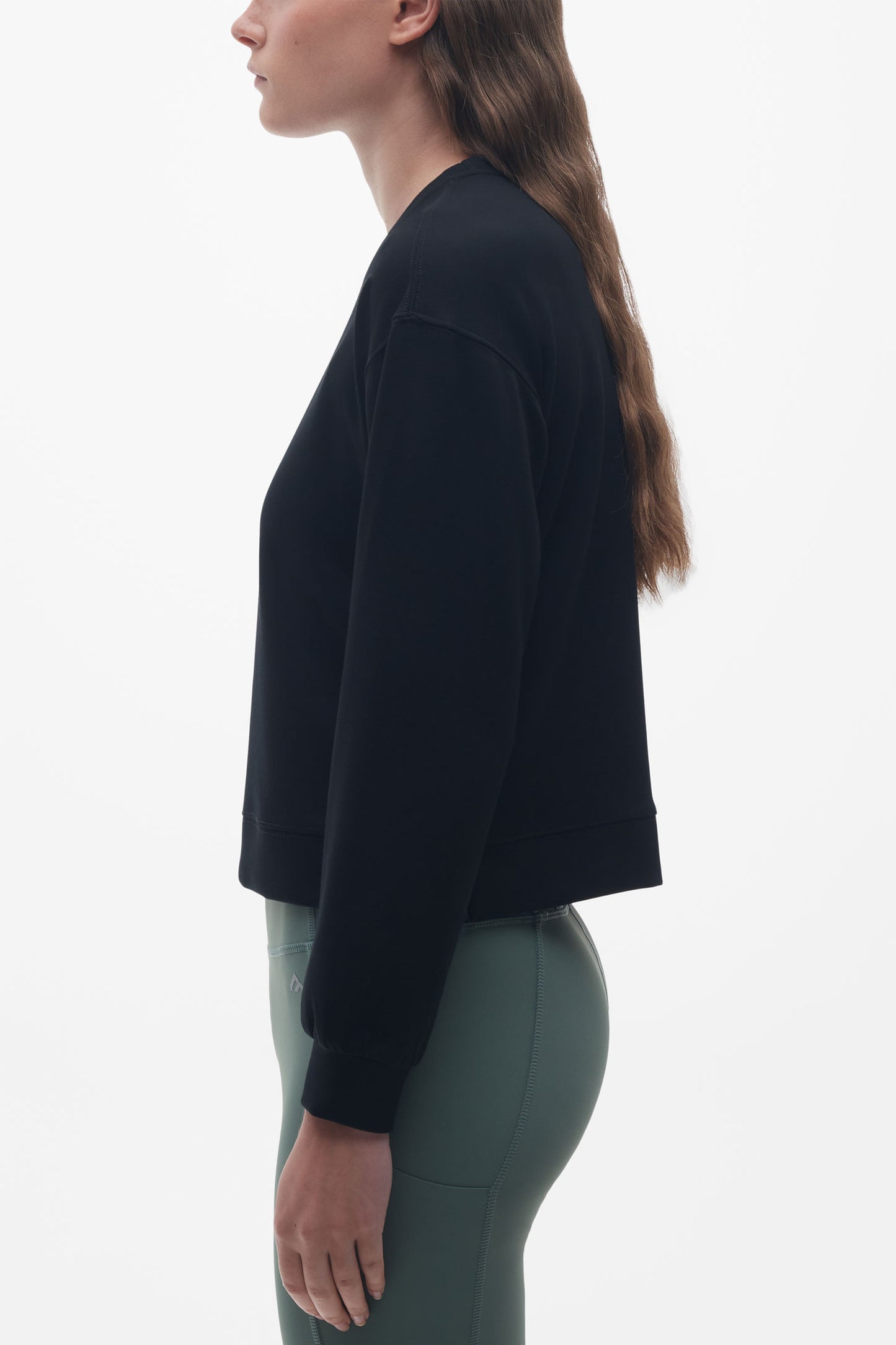 Chandail écourté ultradoux - Femme && NOIR
