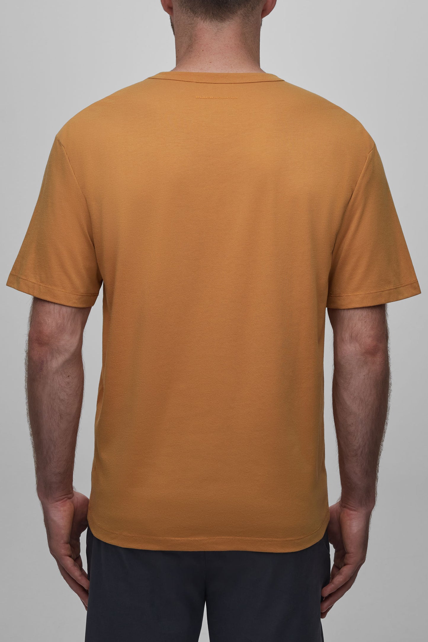 T-shirt en coton recyclé et organique - Homme && OCRE