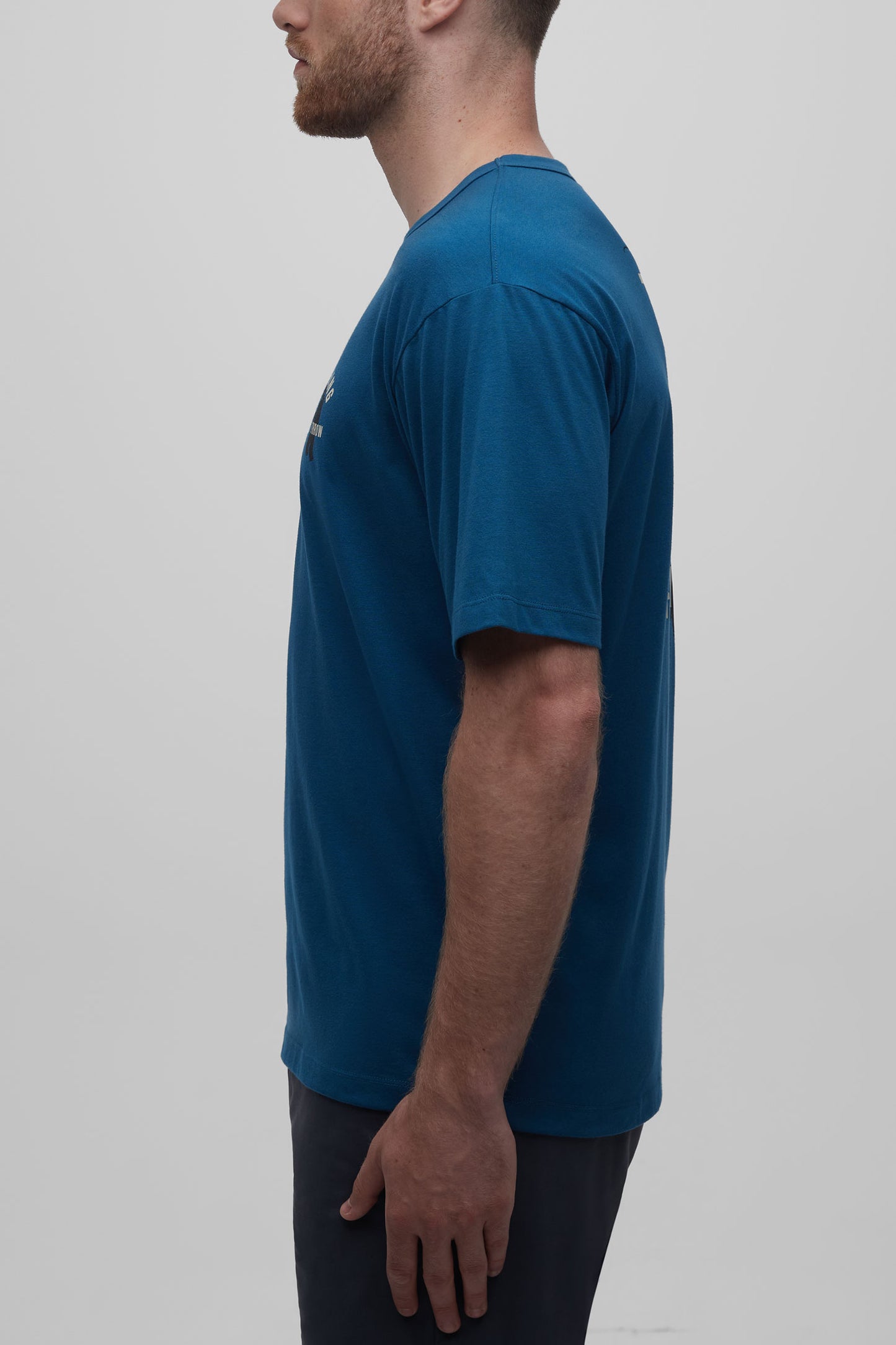 T-shirt en coton recyclé et organique - Homme && SARCELLE