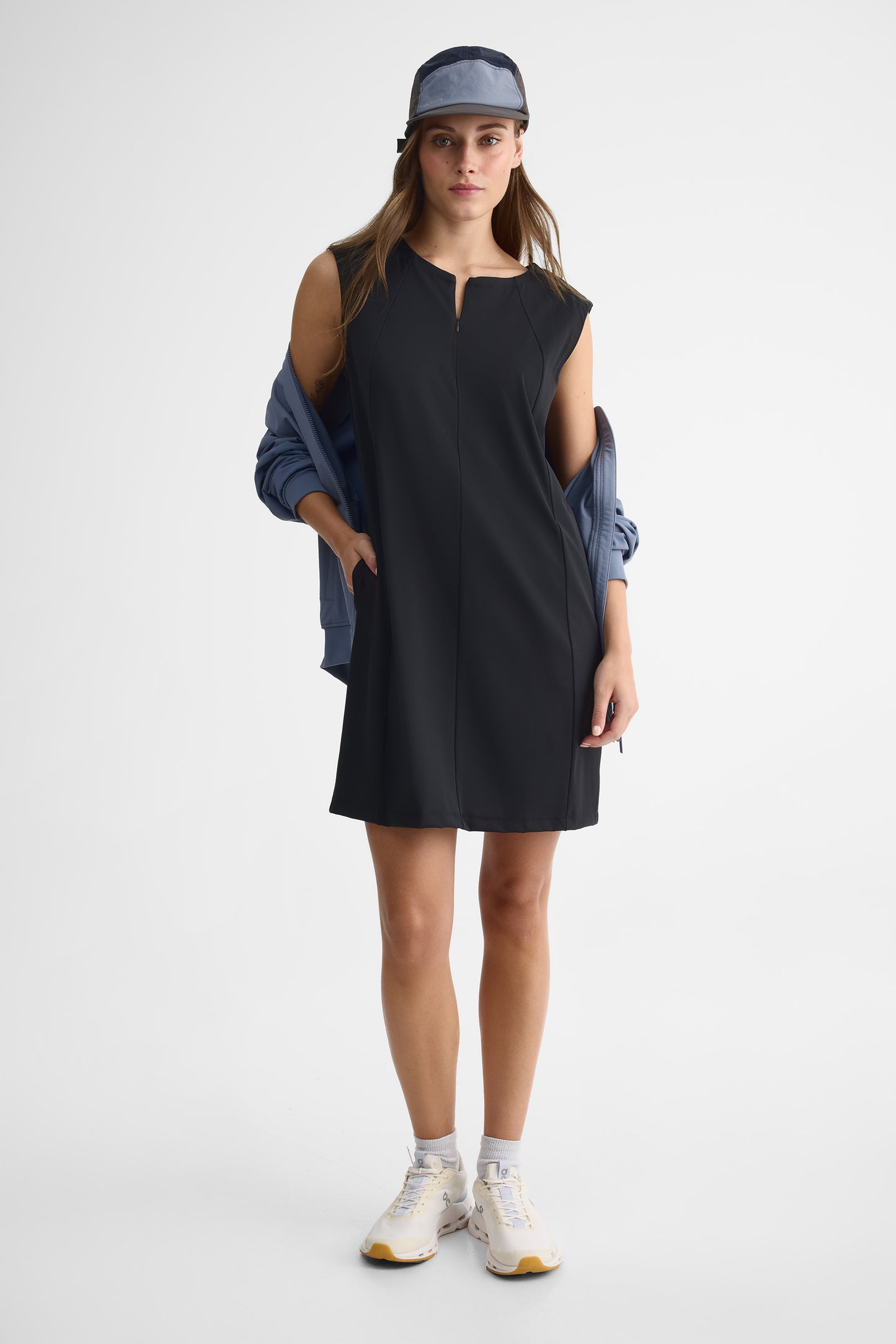 Robe courte sans manches - Femme && NOIR