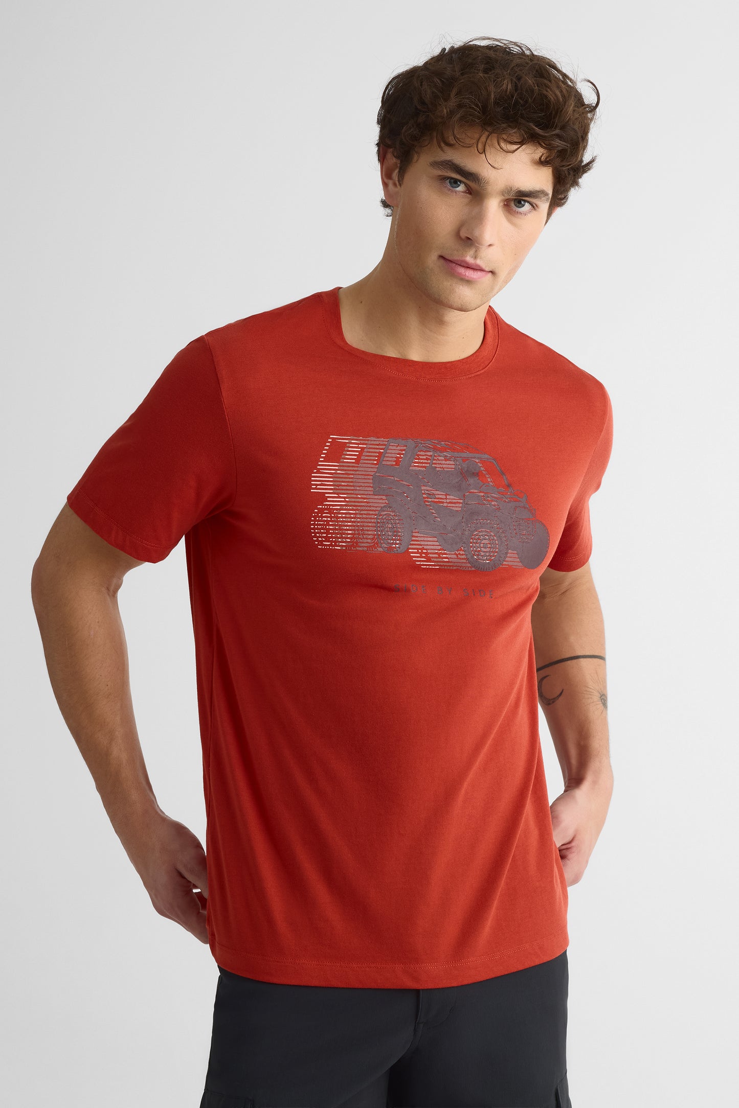 T-shirt avec fibres recyclées - Homme && ROUGE