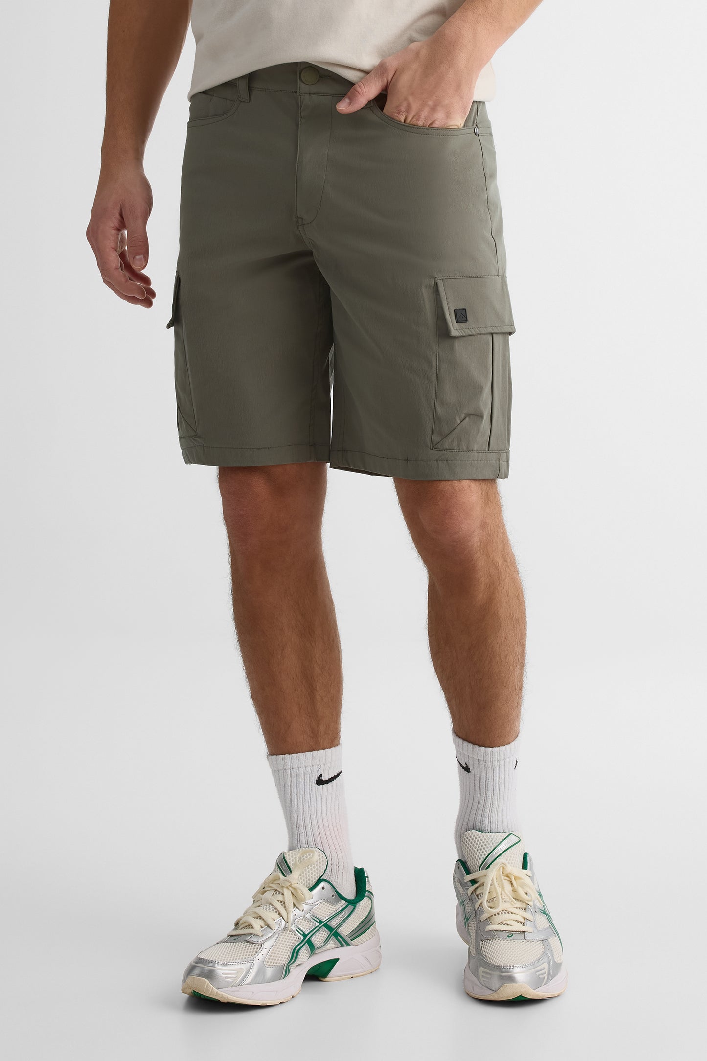Short cargo – Homme && KAKI
