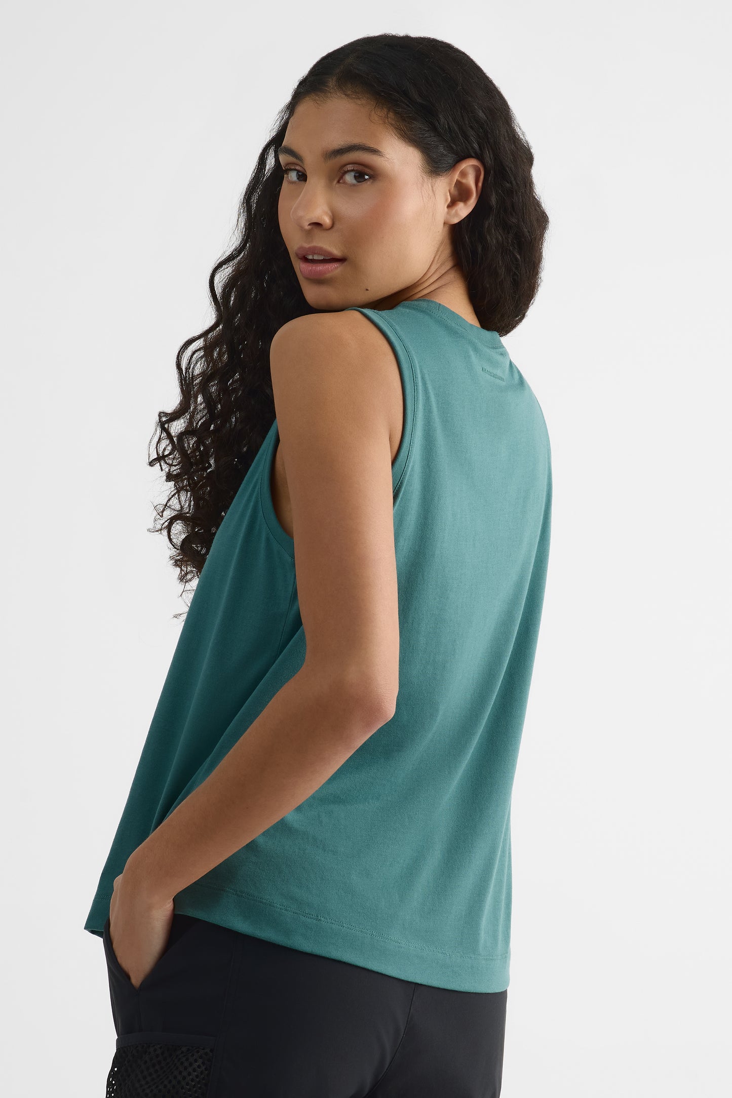 Camisole avec fibres recyclées - Femme && SARCELLE