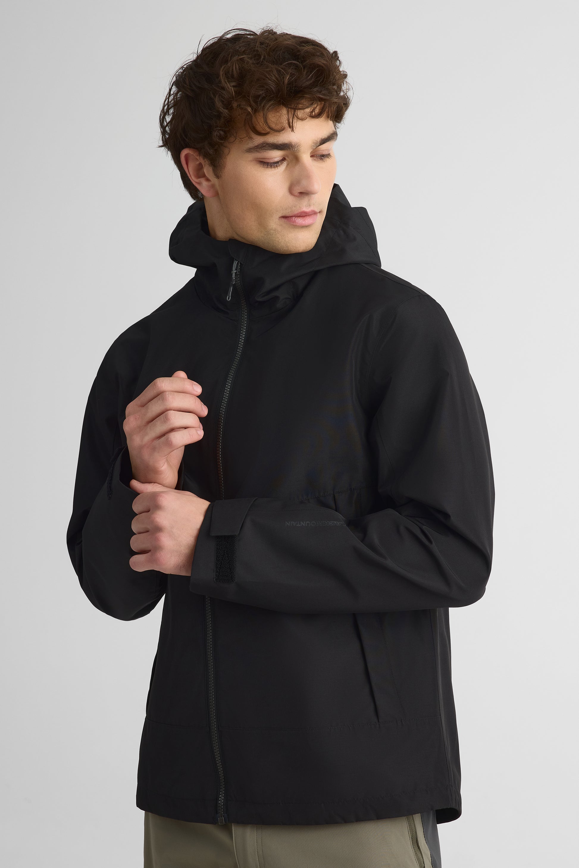 Manteau sport imperméable - Homme && NOIR